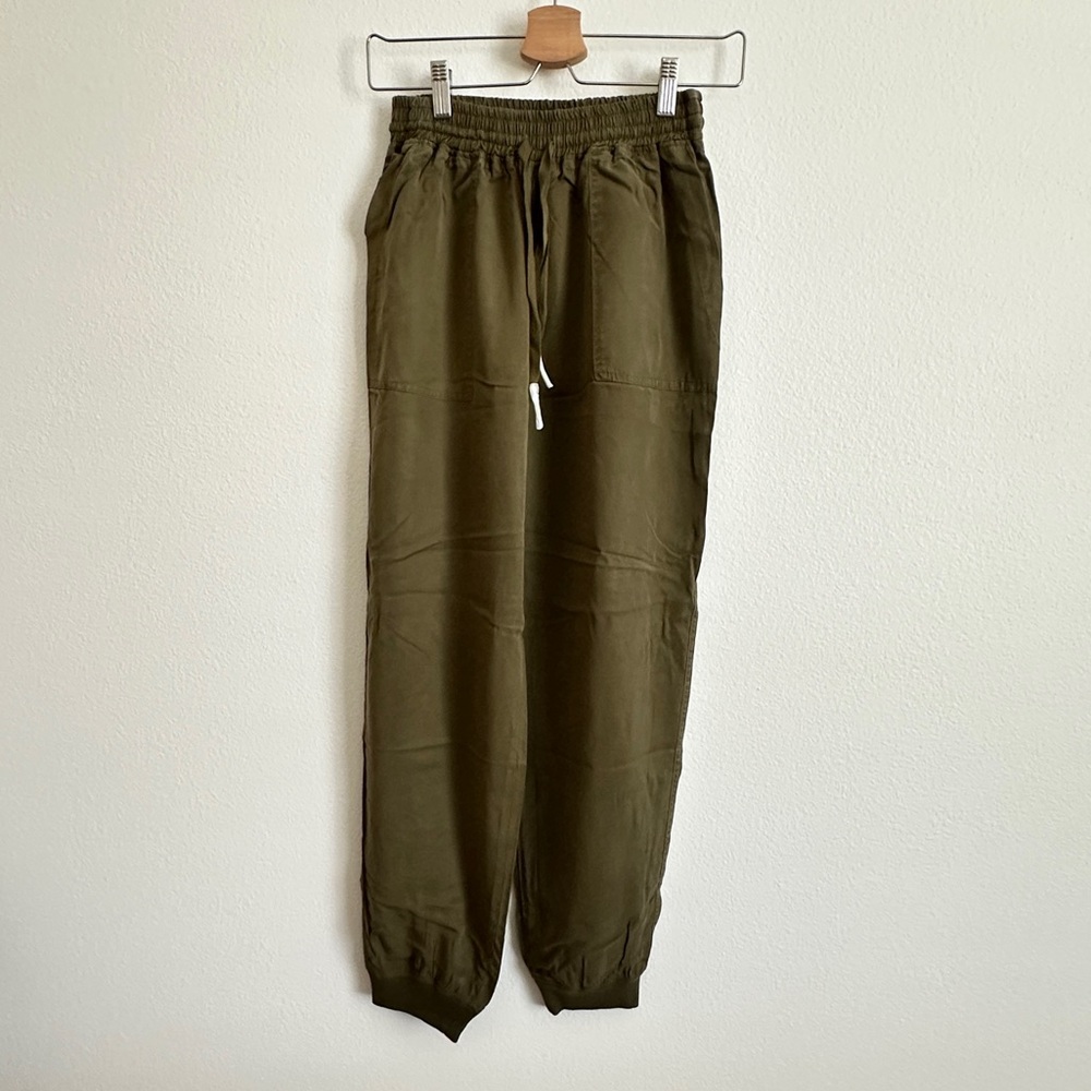 Blank NYC Olive Green Lightweight High-Rise Jogger Pants Size 26